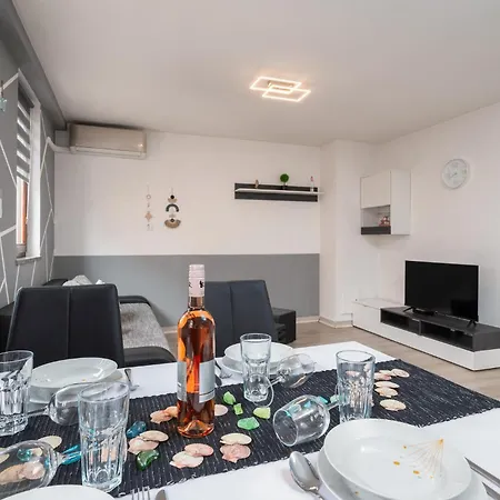 Appartement 2 Bedroom Gorgeous In