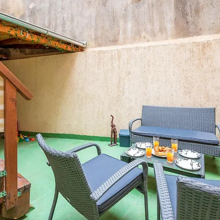 Appartement 2 Bedroom Gorgeous In *